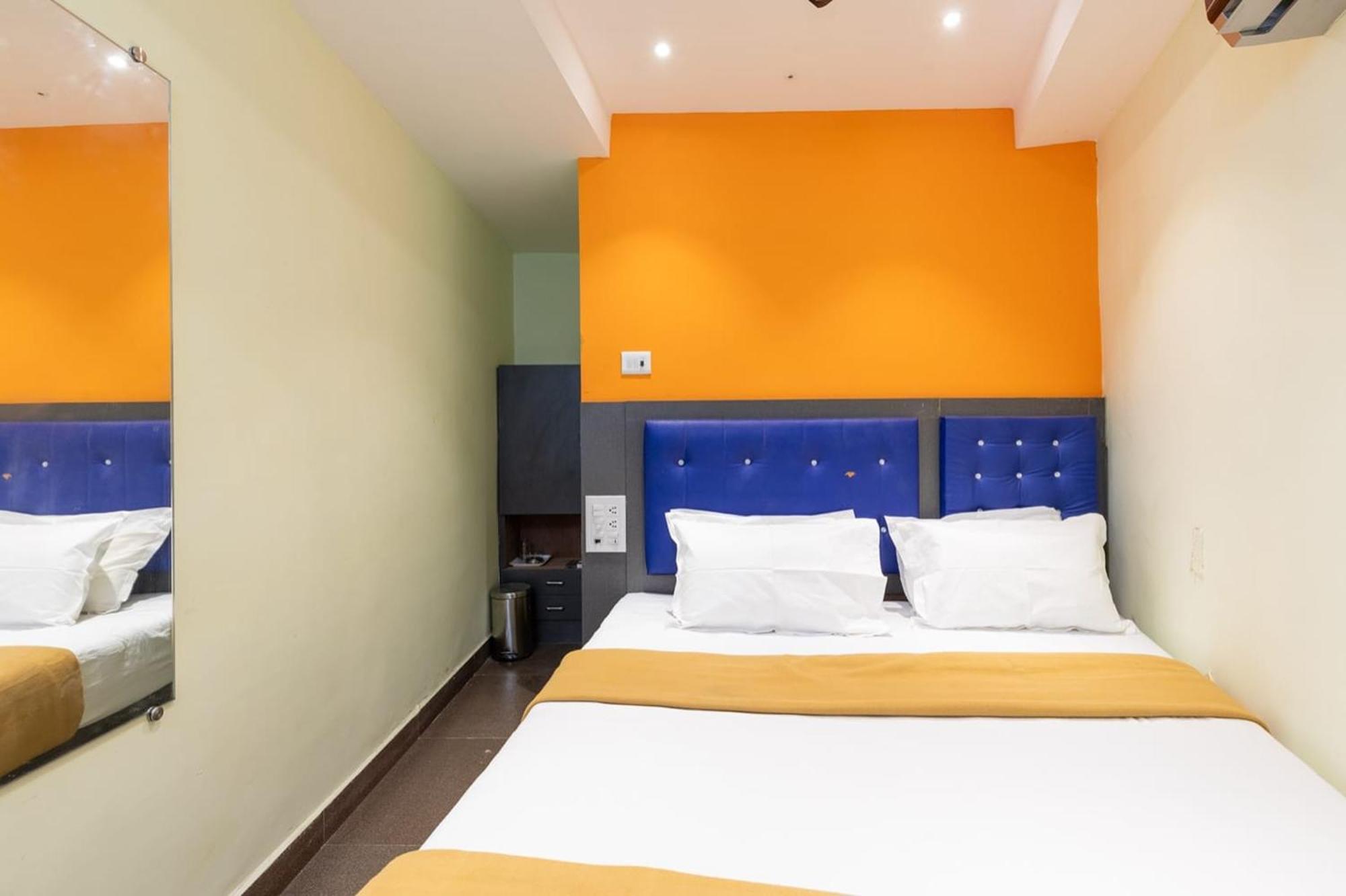 Hotel Shera Residency ムンバイ エクステリア 写真